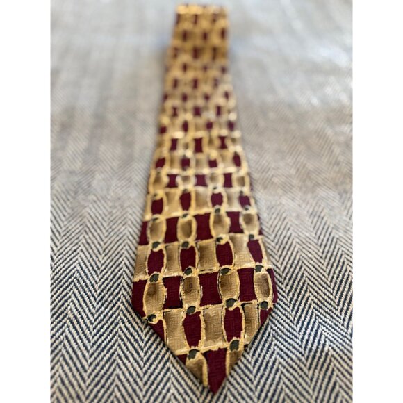 Gianfranco Ruffini Italy Geometric Silk Tie Red & Gold Pattern - Picture 1 of 5